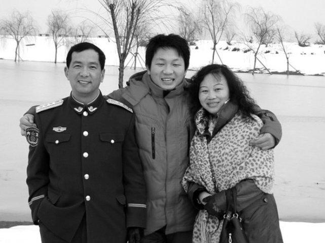 丁晓兵的爱人陶婉珠现职位探究,丁晓兵的爱人陶婉珠职位揭秘