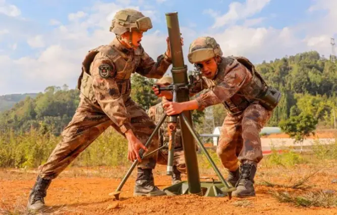 中国最新迫击炮,技术革新与战斗力倍增,中国最新迫击炮,技术革新引领战斗力倍增之路