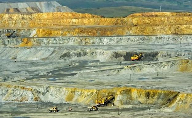 俄军机意外击中日军舰，历史事件的回顾与反思，俄军机意外击中日军舰，事件回顾与反思