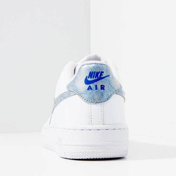 Nike空军一号雾霾蓝，时尚与实用性的完美融合，Nike空军一号雾霾蓝，时尚与实用性的无缝对接