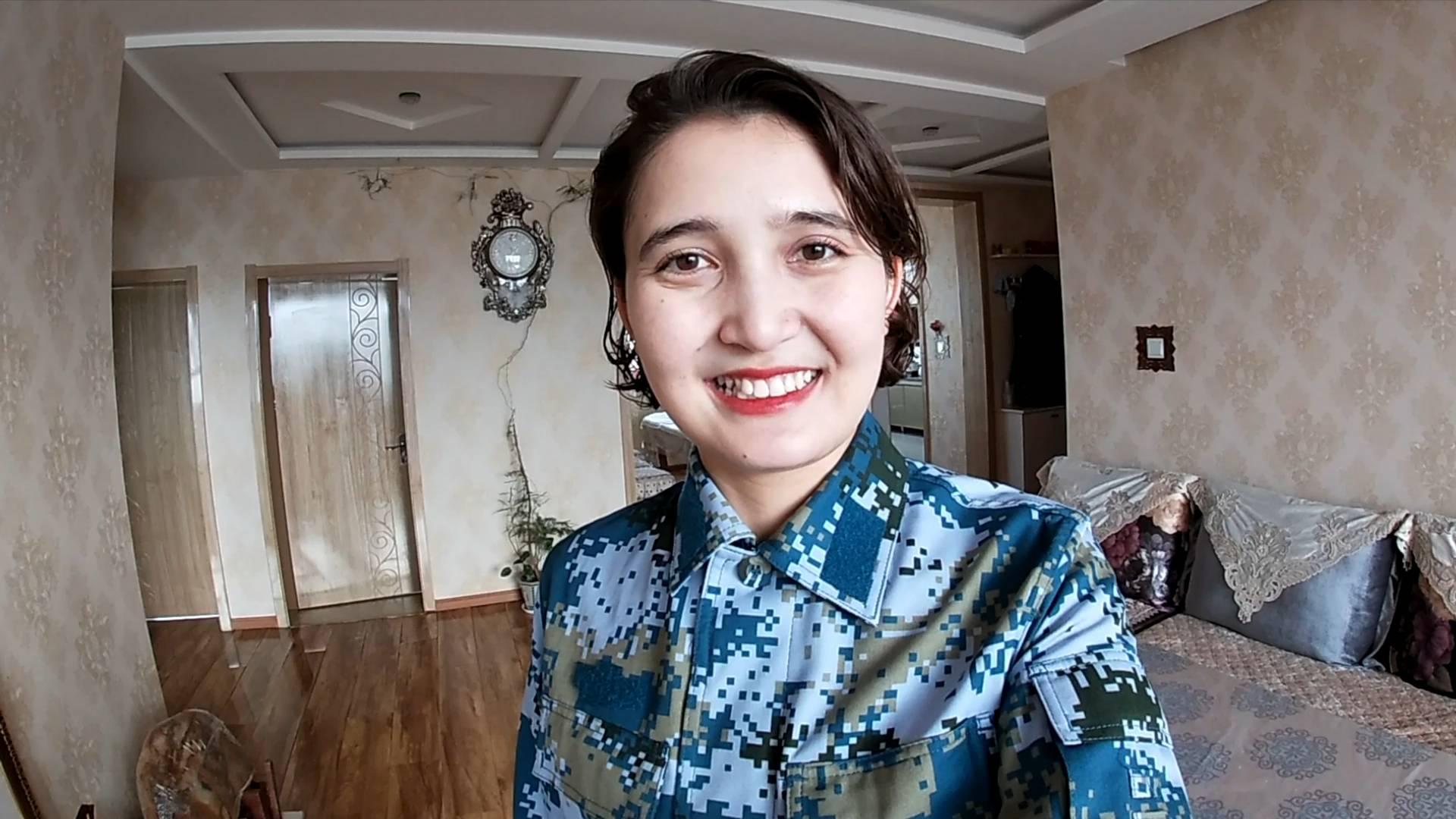 辽宁舰的雄伟身影，揭秘其宽度与长度，辽宁舰雄伟身影揭秘，长度与宽度一览无余