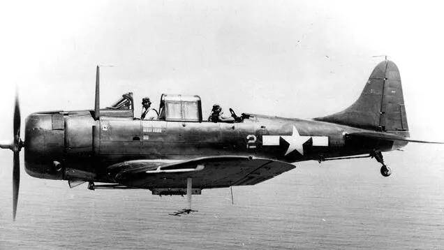 揭秘99式舰载轰炸机,技术革新与作战能力的完美结合,揭秘,99式舰载轰炸机——技术革新与作战能力的巅峰融合