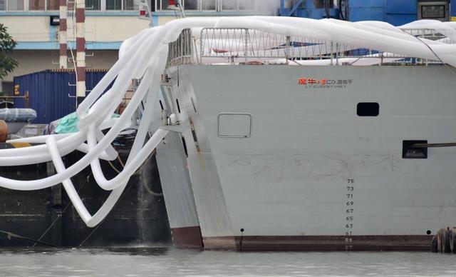 揭秘中国海军舰艇装备利器,1130近防炮穿甲弹,揭秘中国海军舰艇装备利器,1130近防炮穿甲弹详解