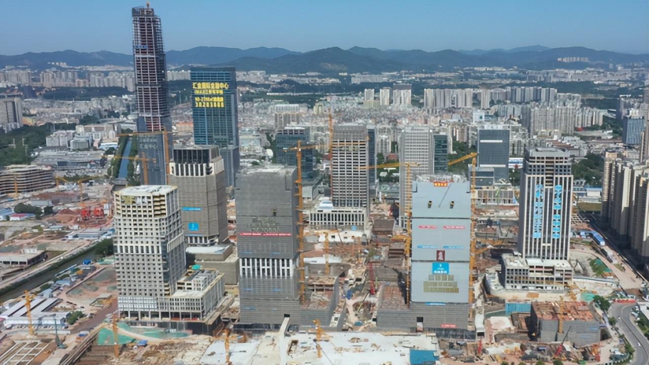 澳门正版资料2025年精准预测大全——探索未来的机遇与挑战，澳门正版资料2025年精准预测探索未来机遇与挑战概览