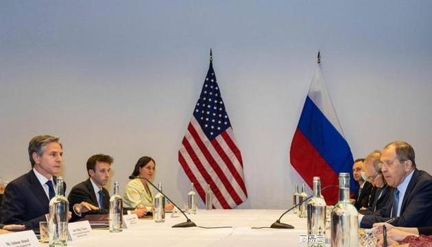 青岛海军阅兵，多国齐聚一堂，彰显国际影响力，青岛海军阅兵展现多国齐聚一堂，彰显国际影响力