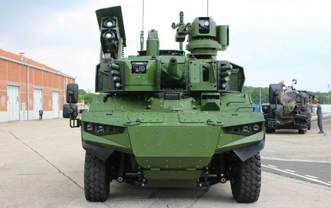 ZZC06装甲侦察车的先进性能与军事应用,ZZC06装甲侦察车的性能优势与军事应用探讨