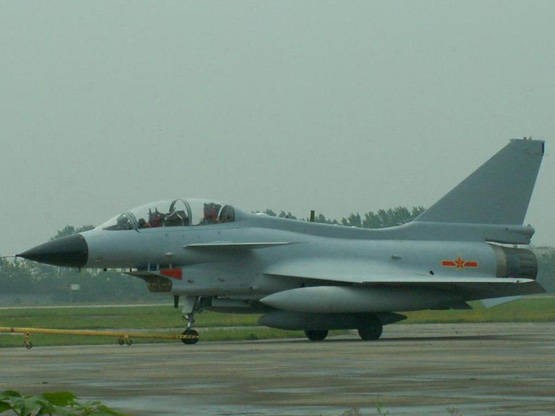 歼-10双座型号，空中力量的新纪元，歼-10双座型号，空中力量的新纪元里程碑