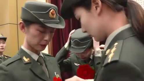 退伍女兵最美短视频,展现坚韧与柔美的力量,退伍女兵短视频展现坚韧与柔美力量