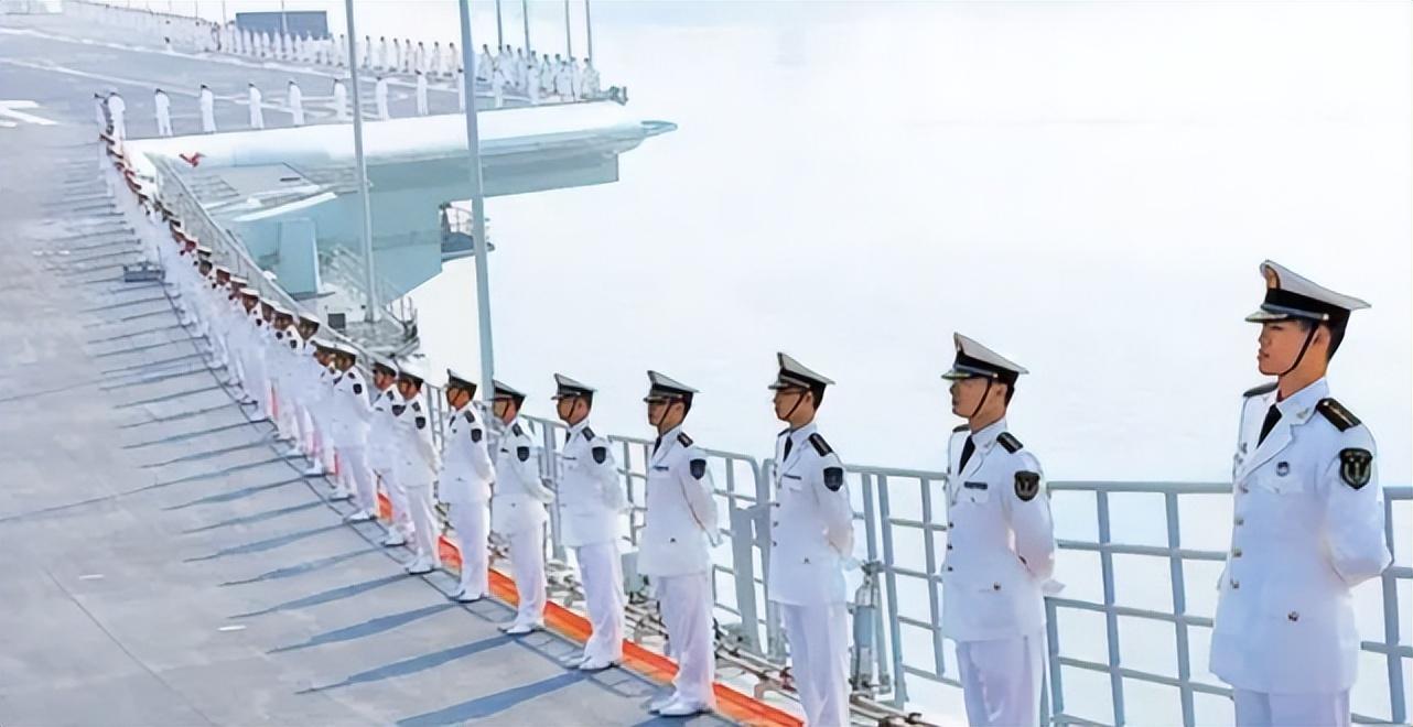 兰州舰的崭新篇章,052C型导弹驱逐舰改装启动,兰州舰崭新篇章启幕,052C型导弹驱逐舰改装启动