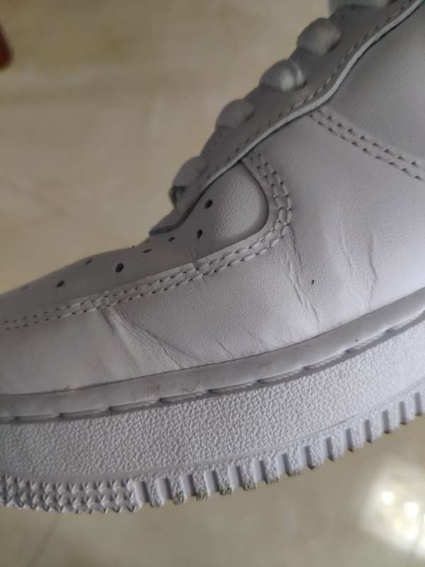 空军一号折痕引起的脚部疼痛解决方案,空军一号折痕导致的脚部疼痛缓解方案探讨