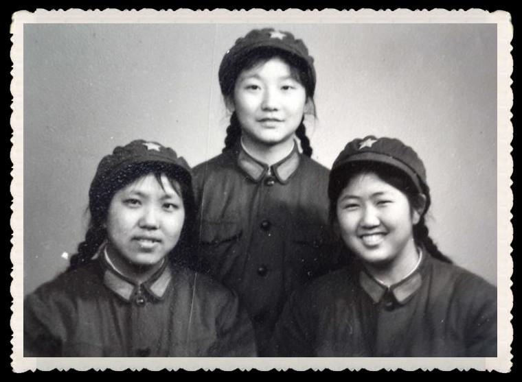 65式军装女兵大花，历史的印记与时代的风采，65式军装女兵大花，历史印记与时代风采的展现