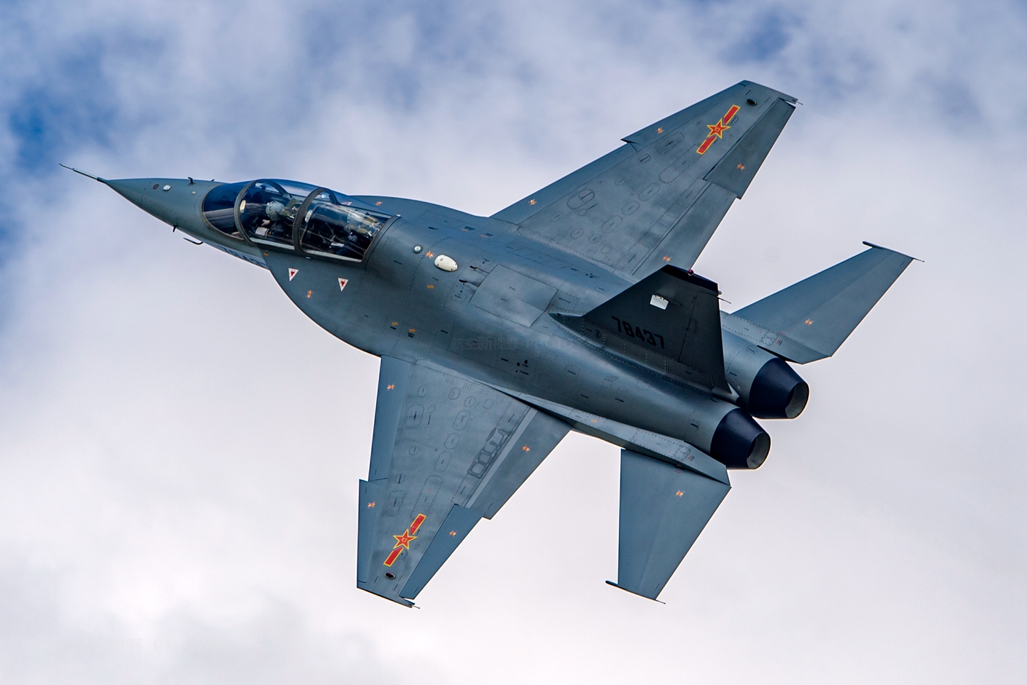 探索航空世界，教-10飞机高清图片展示，教-10飞机探索航空世界的高清图片展示