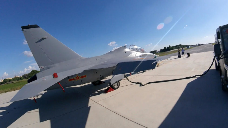 探索航空世界,教-10飞机高清图片展示,教-10飞机探索航空世界的高清图片展示