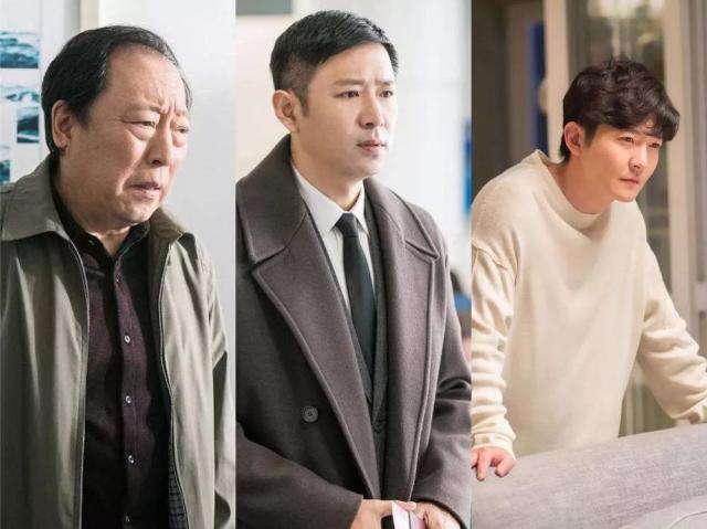 中央新闻综合频道，传递信息，引领舆论，中央新闻综合频道，传递信息，引领舆论风向标