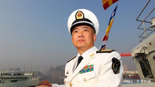 辽宁号舰长揭秘,现任舰长的身份与担当,辽宁号舰长揭秘,现任舰长的身份与担当使命