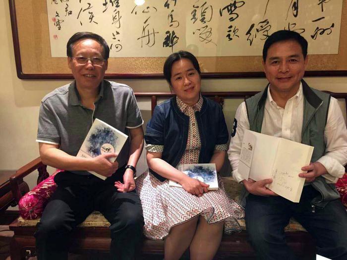 央视七套军事女主持人,展现军事频道中的柔情与力量,央视军事女主持人,柔情与力量的展现