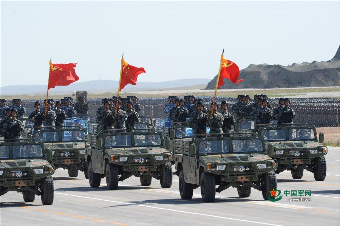 朱日和阅兵全况，朱日和阅兵全景报道