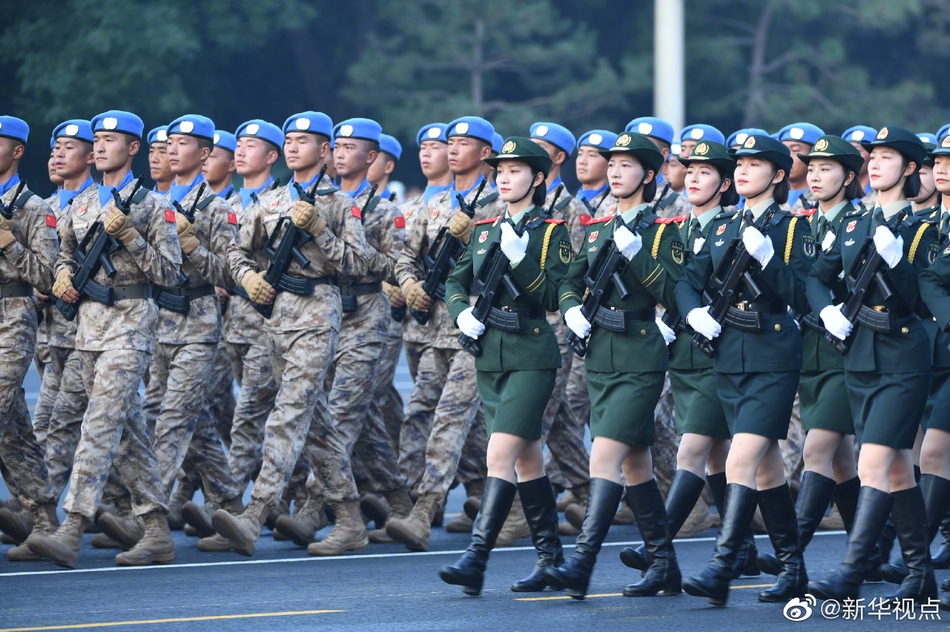 受阅部队之徒步方队,15个方阵展现国威军威,徒步方队展现国威军威,阅兵中的15个方阵风采