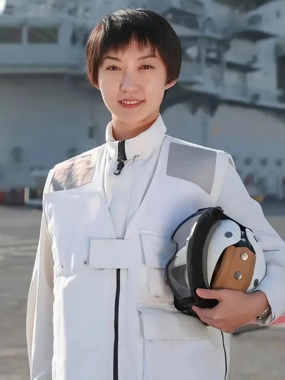 辽宁舰航母领导班子成员名单及其卓越领导力的体现,辽宁舰航母领导班子成员名单及领导力的展现