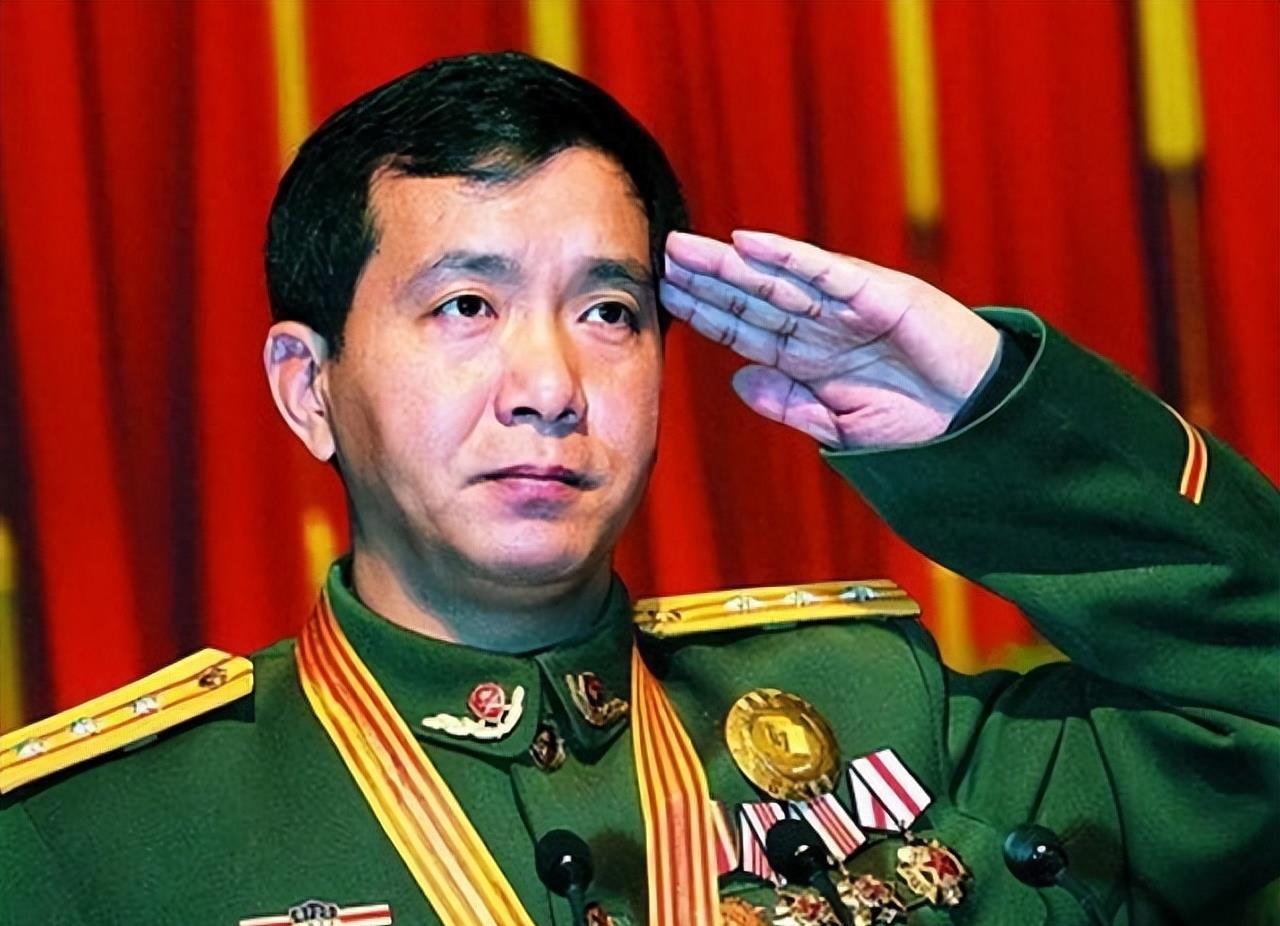 丁晓兵的入党之路与军衔荣誉，一个革命战士的奋斗历程，丁晓兵，奋斗历程中的入党之路与军衔荣誉