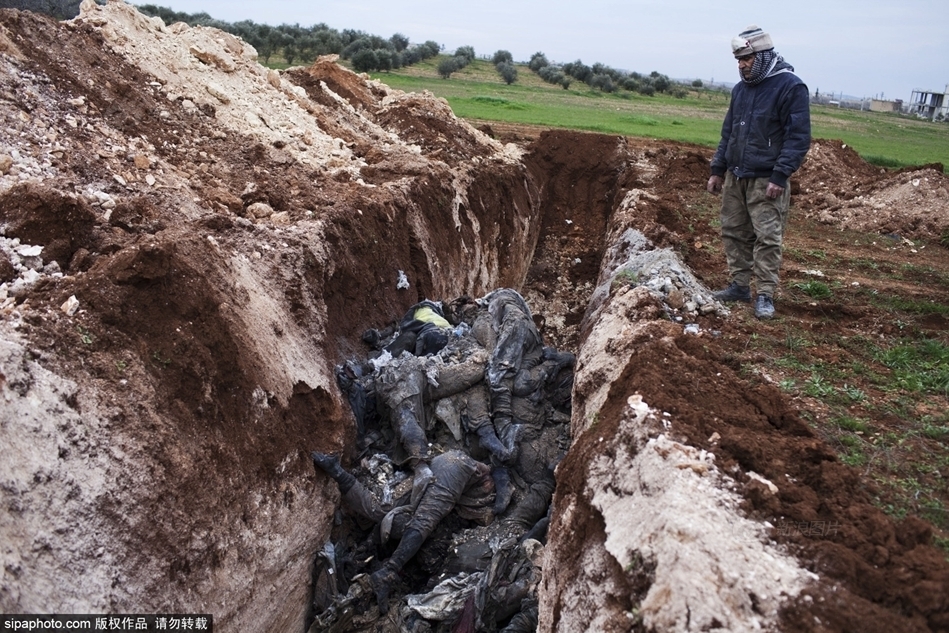 叙利亚战争死人图片，战争的残酷与无声的哀痛，叙利亚战争，残酷现实与无声哀痛中的死者图片