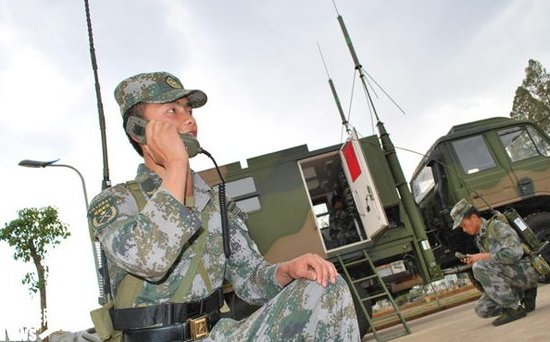 解放军新型单兵电台，革新通讯技术，助力信息化战争，解放军新型单兵电台革新通讯技术，信息化战争中的得力助手