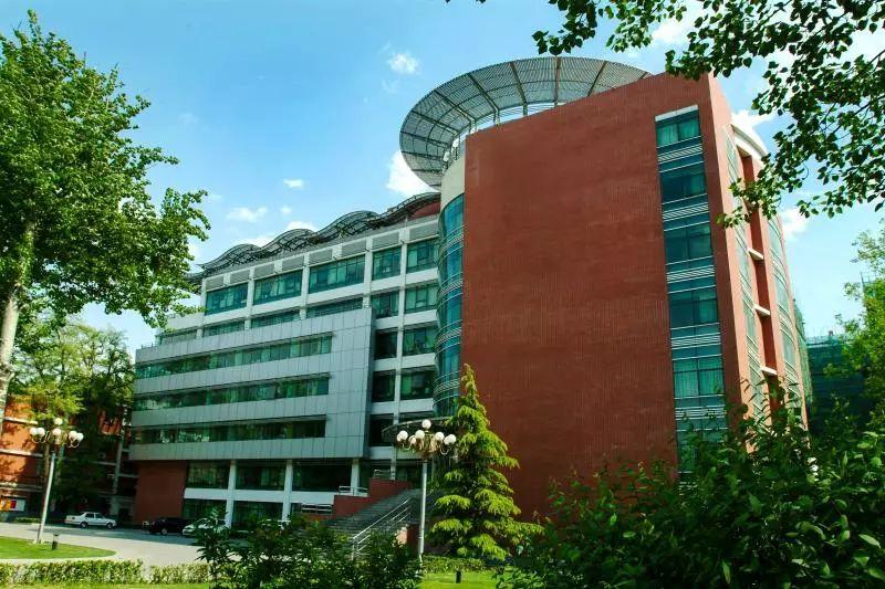 国防军事大学的地理位置及其重要性，国防军事大学的地理位置与重要性解析