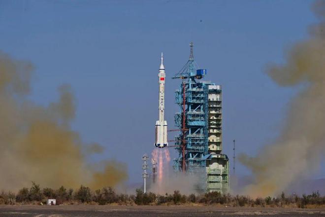 中国航天事业的壮丽篇章，神舟十五号飞船的辉煌之旅，神舟十五号飞船，中国航天事业的辉煌之旅