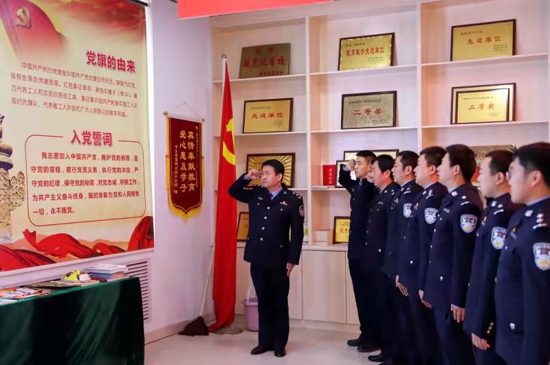 探索与赏析（或探索与赏析之旅）