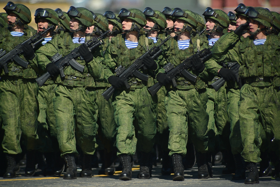 高清女兵壁纸竖屏的魅力与影响,高清女兵壁纸竖屏的魅力及影响力探讨