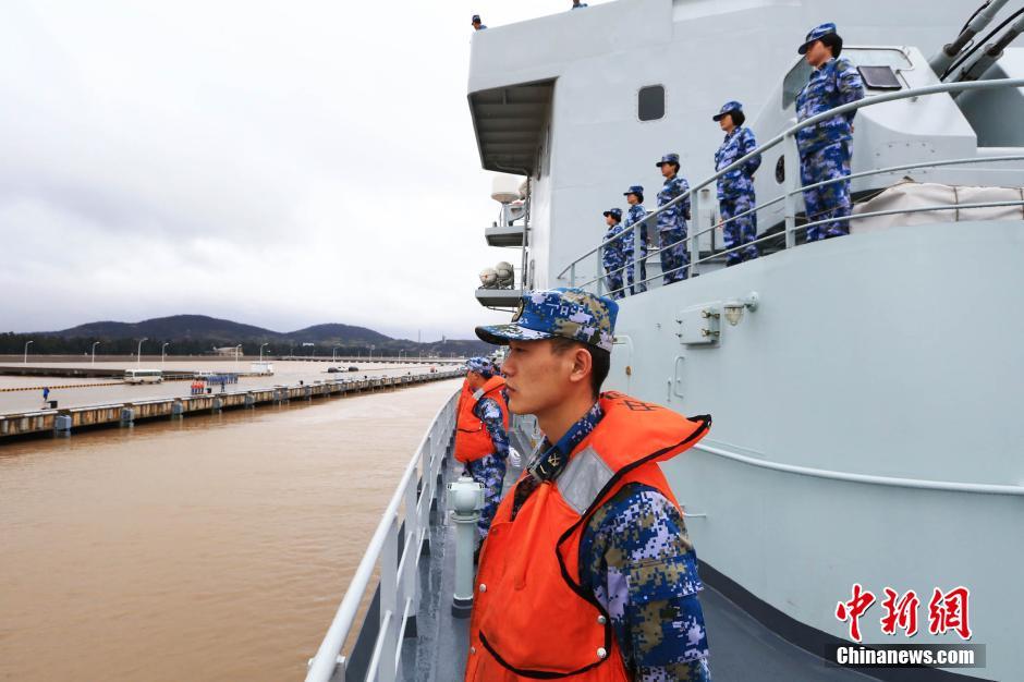 千岛湖舰护航,展现中国海军力量与担当,千岛湖舰护航行动,展现中国海军的力量与担当