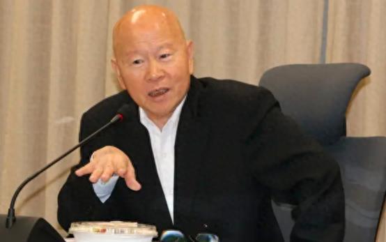 抗战老同志乘车方队，历史的见证与时代的致敬，抗战老同志乘车方队，历史的见证与时代致敬