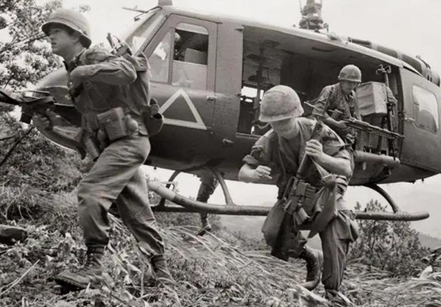 美国越南战争三部曲,战争、政治与文化的交织,美国越南战争三部曲,战争、政治与文化的交织交织与反思