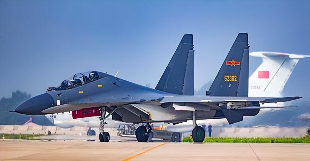 中国空军苏-30战斗机图片,展示力量与技术的完美结合,中国空军苏-30战斗机展示力量与技术的完美融合图片集