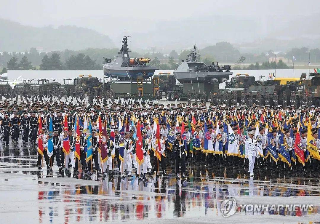 韩国阅兵步伐，展现国家力量与荣耀的象征，韩国阅兵仪式展现国家力量与荣耀的象征