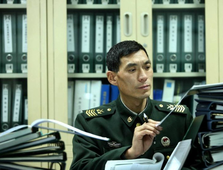 七级士官，军队中的卓越代表，军队中的卓越典范，七级士官风采展示