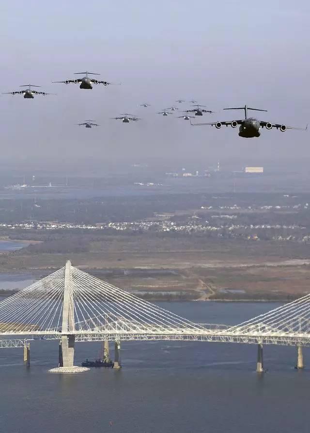 中国空军霸气图片高清，展现空中力量的风采，中国空军霸气高清图片展示，空中力量的荣耀时刻
