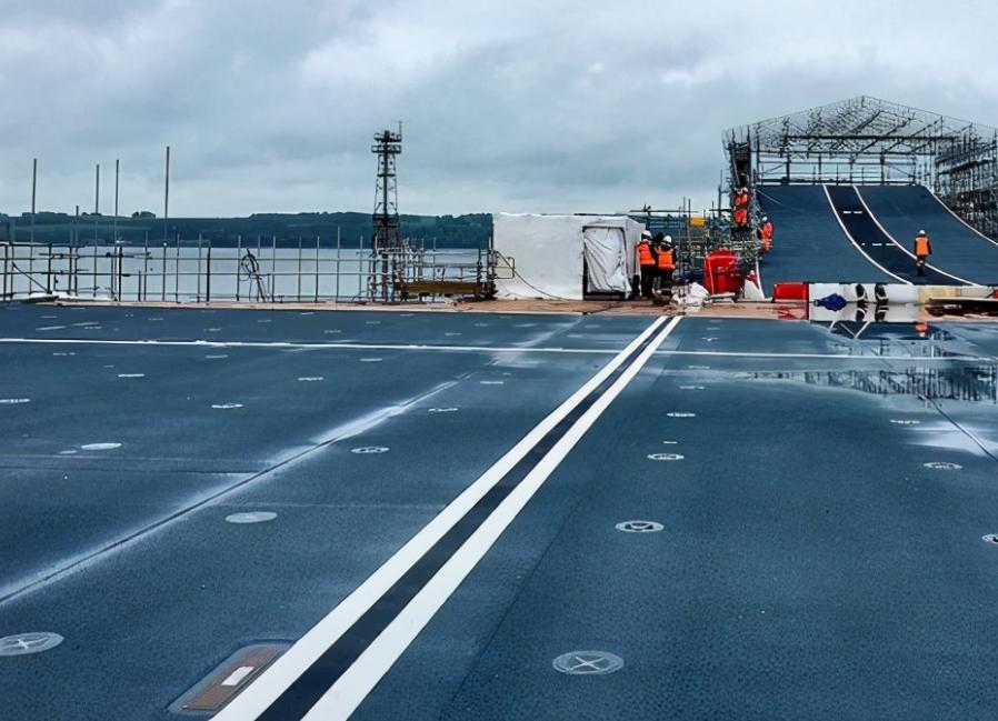 辽宁舰舰长的老家,探寻一位海军英雄的故乡情怀,探寻海军英雄辽宁舰舰长的故乡情怀