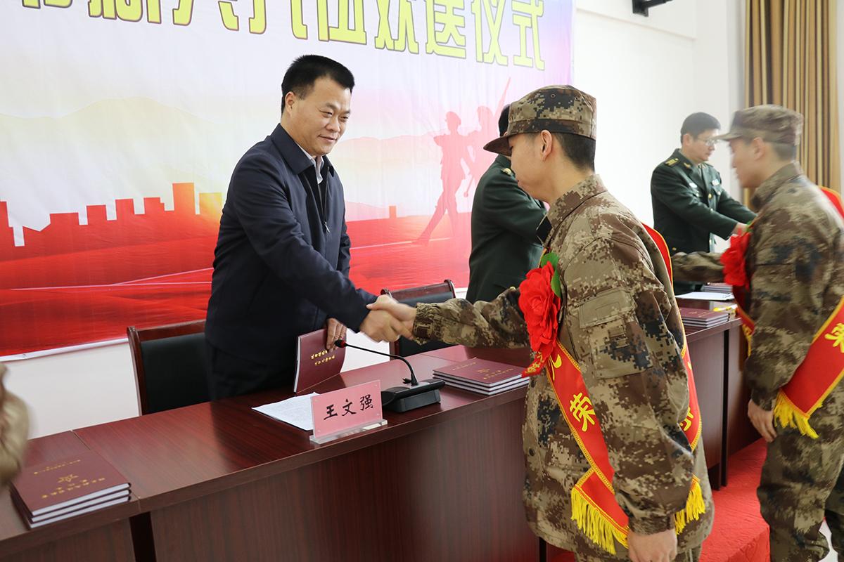 关于2021年二次入伍的最新政策解读，2021年二次入伍政策解读，最新规定一览