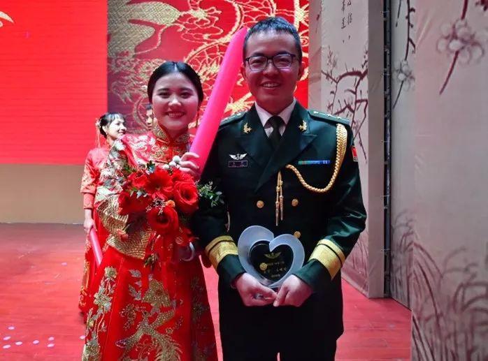 刘金沂的伴侣，一个值得尊敬的女性，刘金沂的伴侣，令人敬佩的伴侣形象
