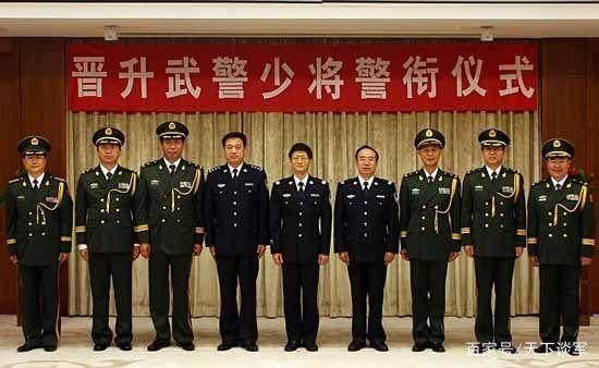 中国陆军军衔等级排名从小到大，中国陆军军衔等级排名详解，从小到大的序列