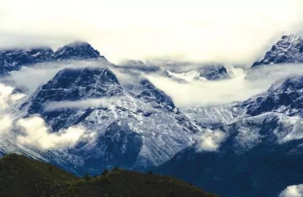 昆仑山简谱,追溯神秘山脉的传奇故事与文化内涵,昆仑山探秘,传奇故事与文化内涵的简谱之旅
