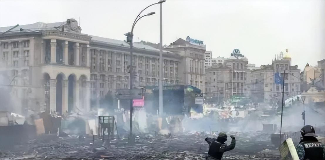 图-22M系列轰炸机，空中巨无霸的传奇故事，图-22M系列轰炸机，空中巨无霸的辉煌传奇