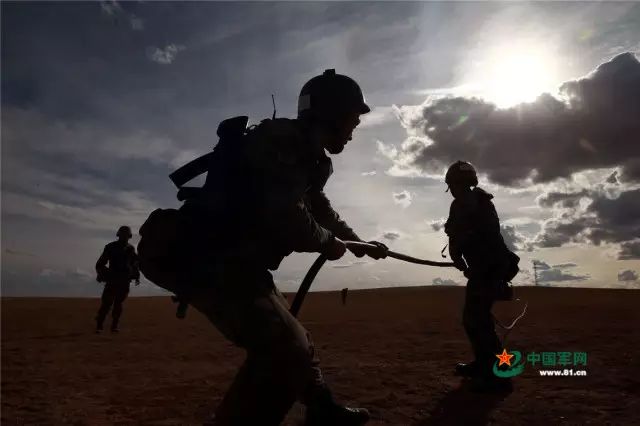 江邦胜,一位卓越领袖的传奇人生,江邦胜,卓越领袖的传奇人生之路