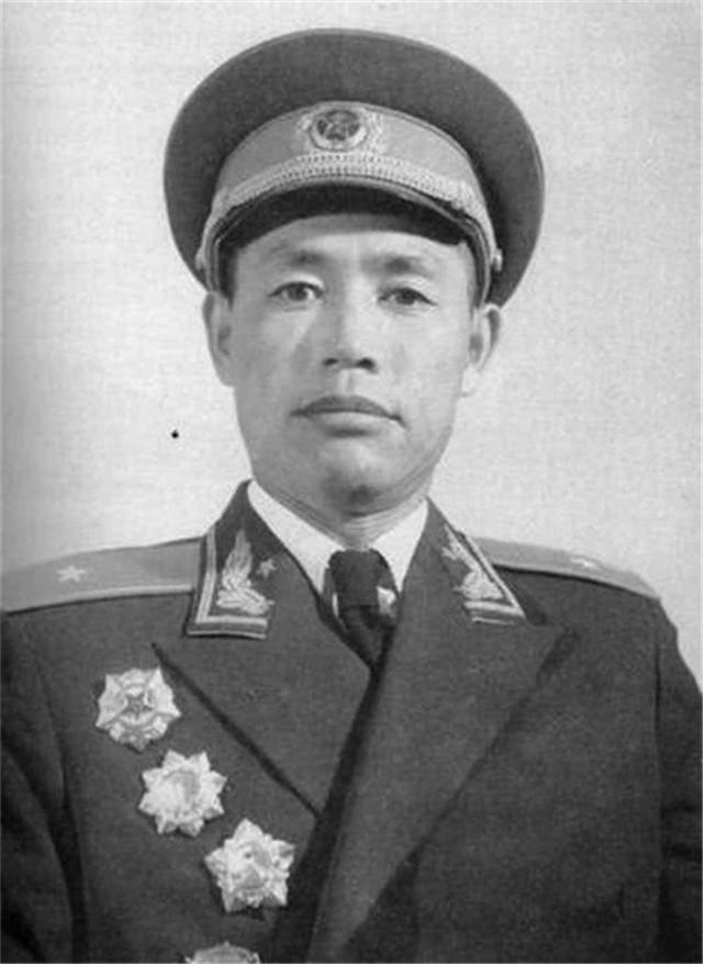 海南岛解放之战,英勇无畏的解放者们,海南岛解放之战,英勇无畏的解放勇士们的胜利之路