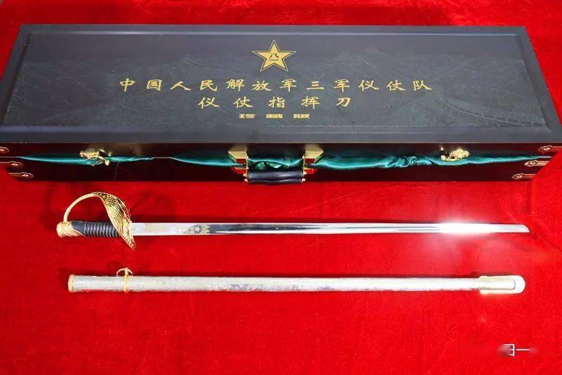 三军仪仗队指挥刀柄的设计与象征意义，三军仪仗队指挥刀柄设计详解与象征意义探究