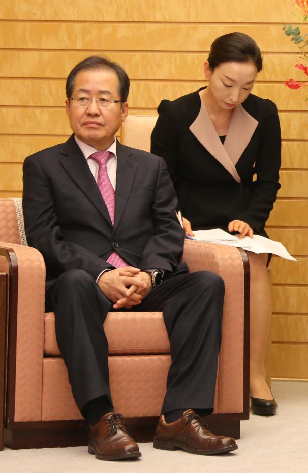 韩国总统候选人尹锡悦，未来领导者的愿景与挑战，韩国总统候选人尹锡悦，未来领导者的愿景与迎战挑战