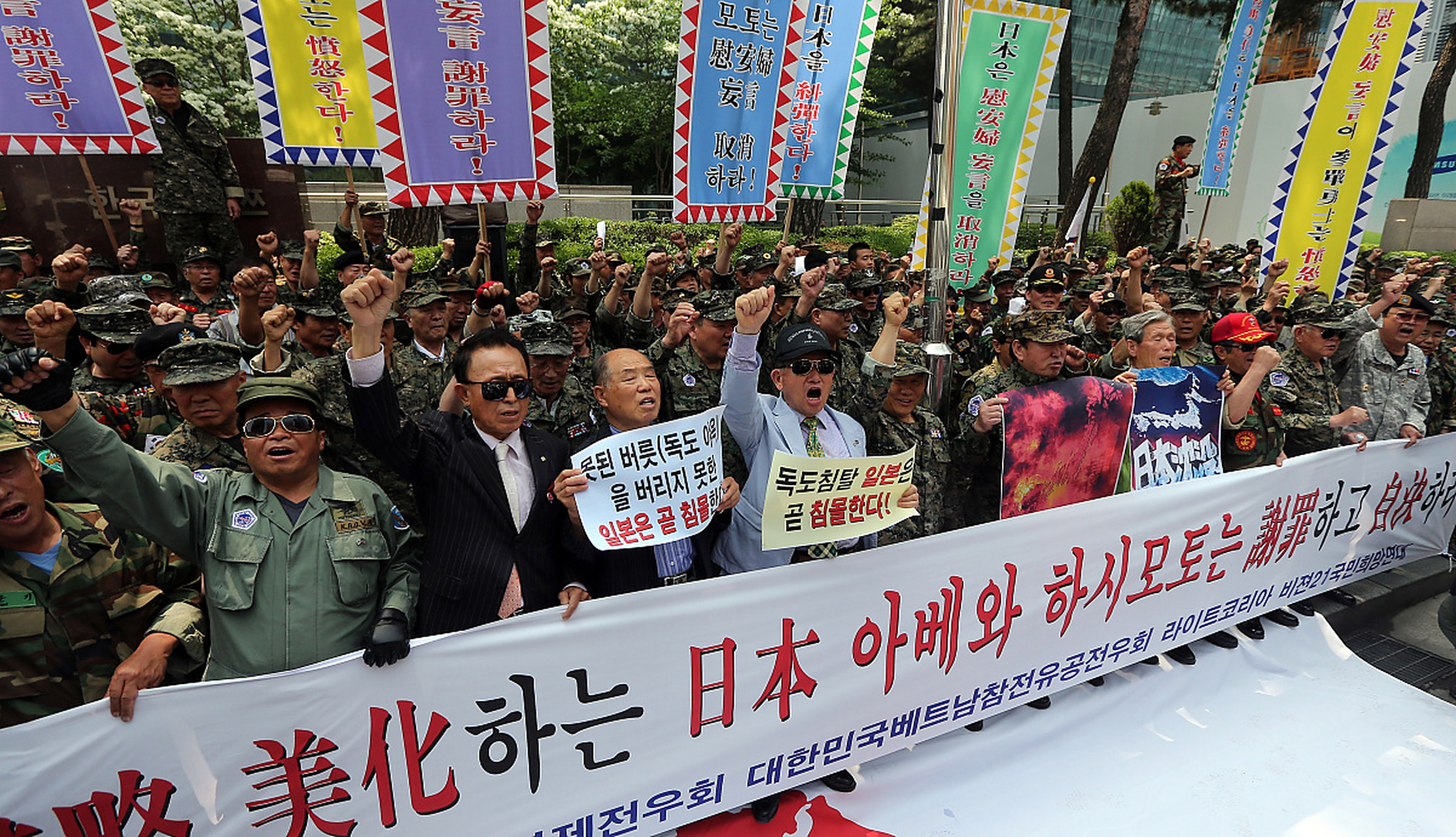 韩国检方对国防部进行扣押搜查，揭示背后深层原因与影响，韩国国防部搜查揭秘，深层原因与影响冲击波