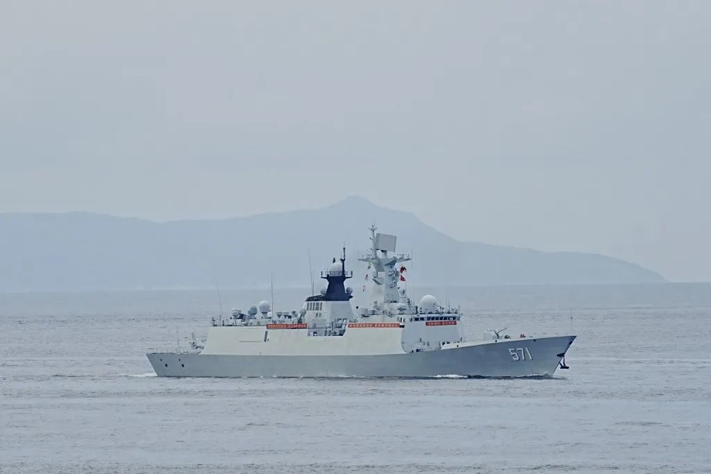 海军运城舰图片，展现中国海军力量的象征，海军运城舰图片，中国海军力量的骄傲象征