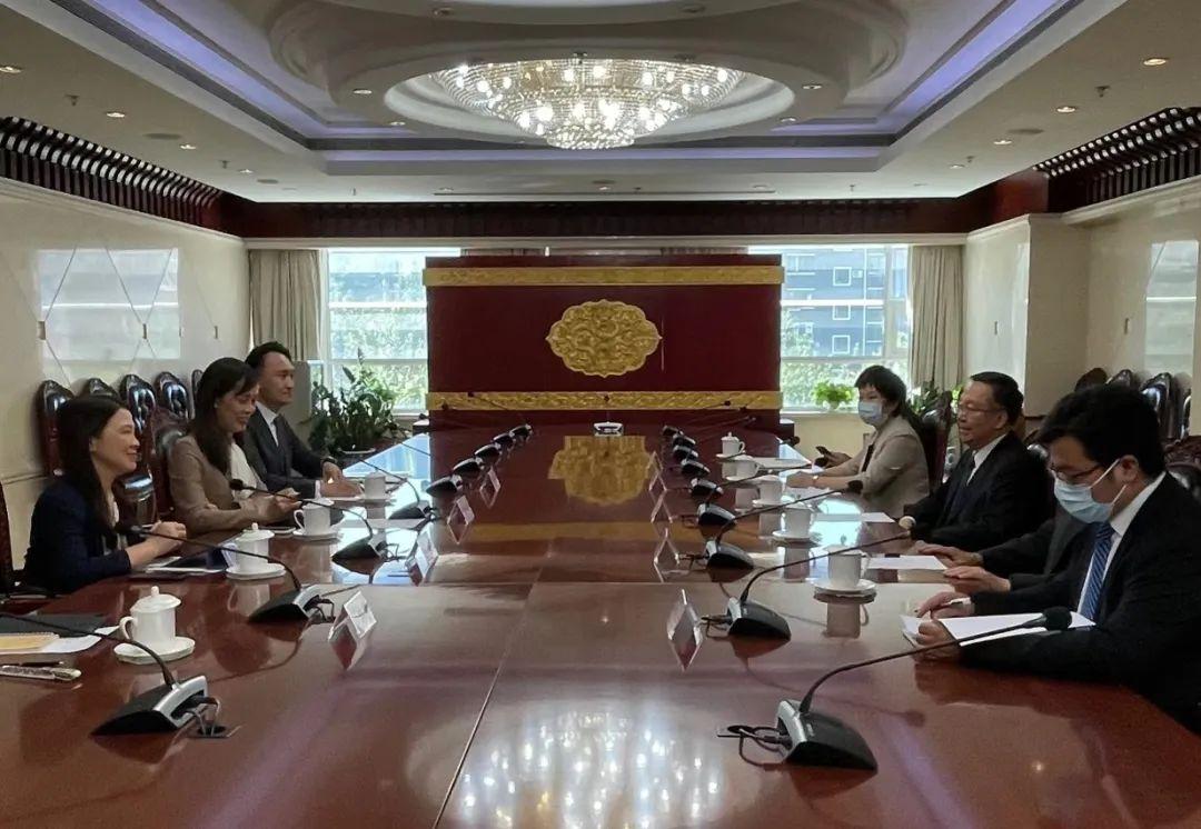 探索未来，澳门资本车的创新之路与免费策略展望（2025新澳门正版免费资本车），澳门资本车的创新之路与未来展望，2025免费策略探索（新澳门正版资本车发展）